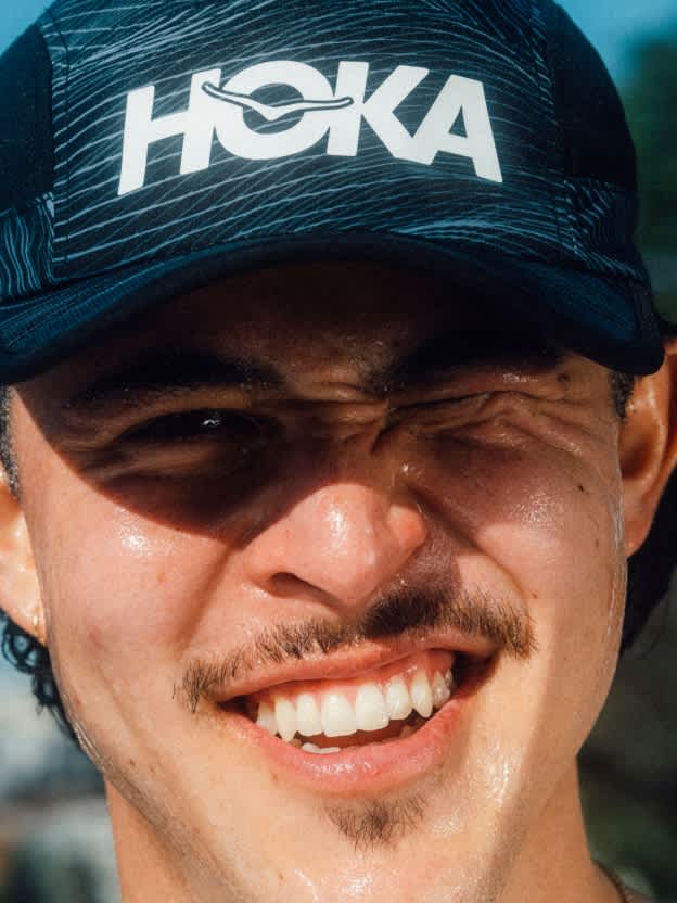 アパレル |パフォーマンスウェア】HOKA® 公式サイト（ホカオネオネ™）