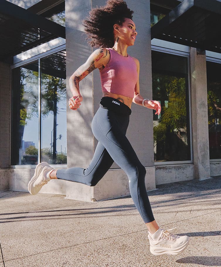 HOKA ONE ONE®(ホカオネオネ™) Pro elite HOKA®公式サイト【トランスポート|TRANSPORT 196565160867