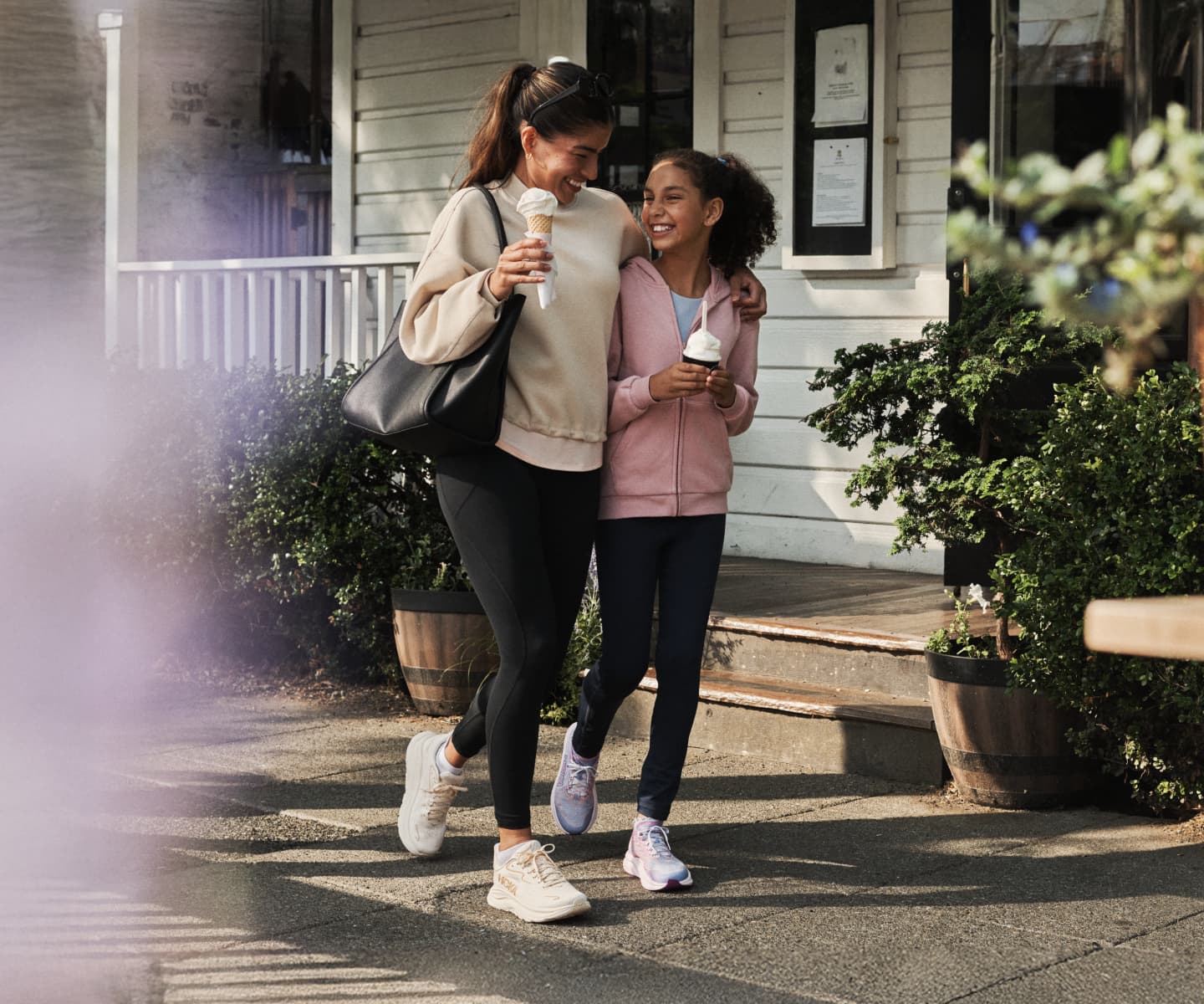 HOKA®公式サイト|ホカ公式|ロード＆トレイルランニングシューズ