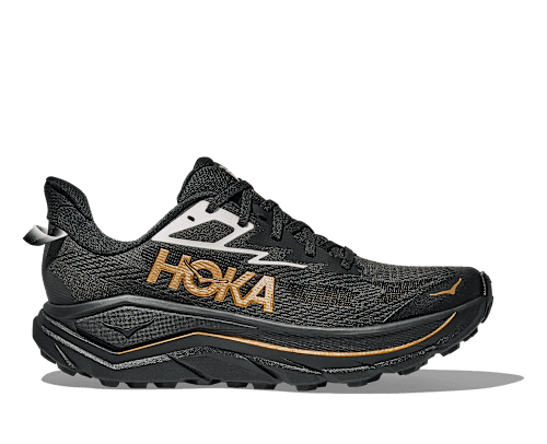 レッドスネーク』HOKA ブラック ランニングシューズ レッドスネーク