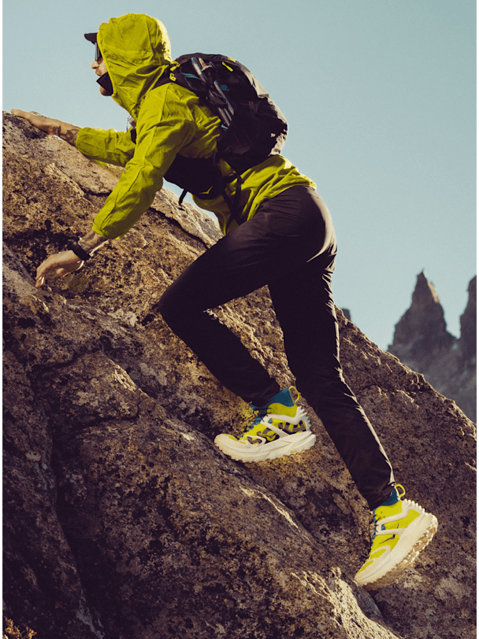 hoka HOKA ホカ　ボストンバッグ HOKA ONEONE ANACAPA LOW GTX Duffel Bag/Radiant Yellow 22SS-I