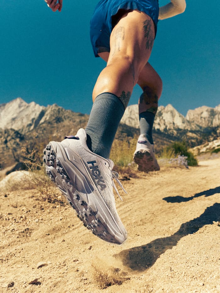ね*ん様 HOKA ランニングショーツ S パープル HOKA®公式サイト|ホカ公式|ロード＆トレイルランニングシューズ