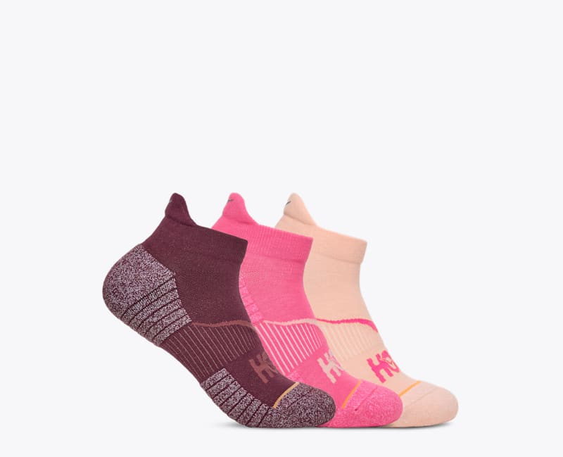 HOKA No-Show Run Sock 3-Pack in Black Cherry/Electric Rose/Rose Latte, Size Large