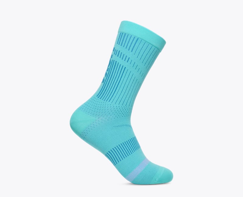HOKA Trail Run Crew Sock Trail Running Shoes in Cielo Blue, Size Large