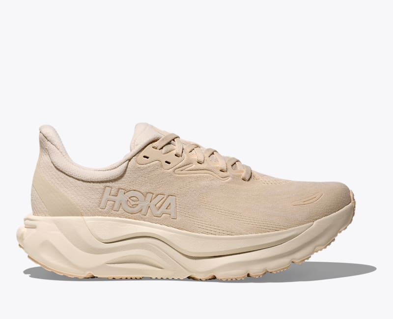 HOKA Women's Arahi 8 Shoes in Birch/Alabaster, Size 12