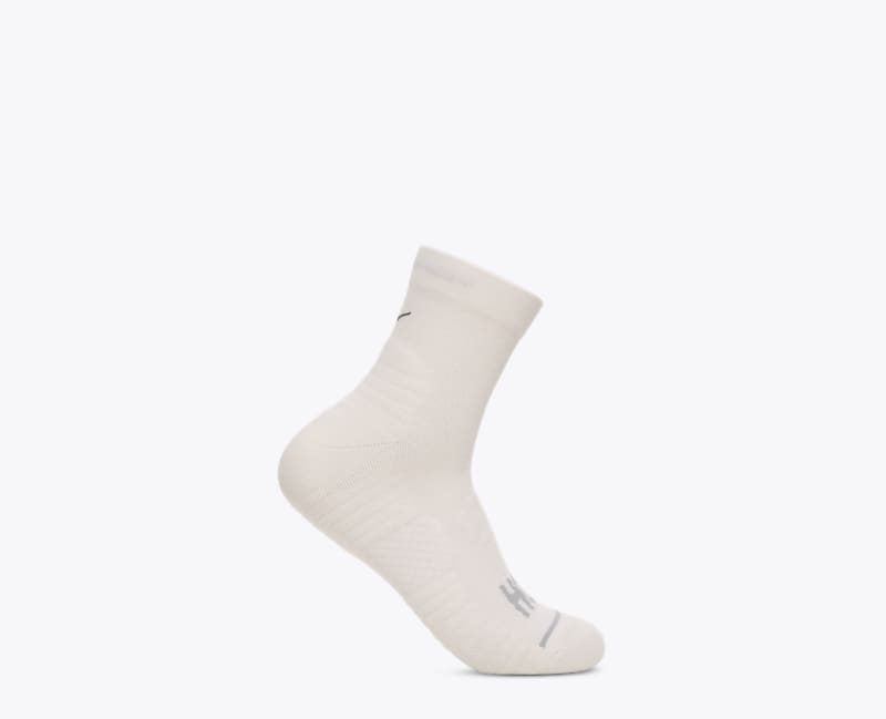 HOKA Quarter Run Sock in White, Size Large