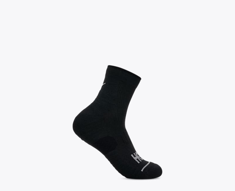 HOKA Quarter Run Sock in Black, Size Large
