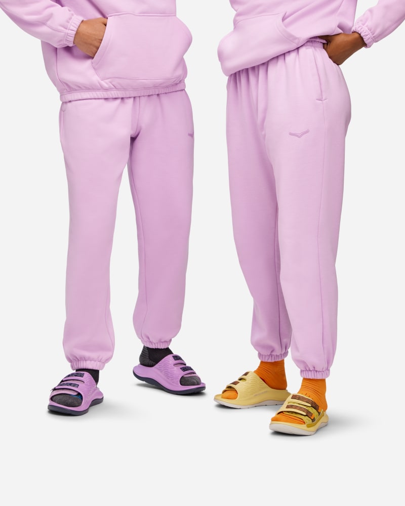 Hoka Essential Jogger in Violet Bloom, Size Large Pants