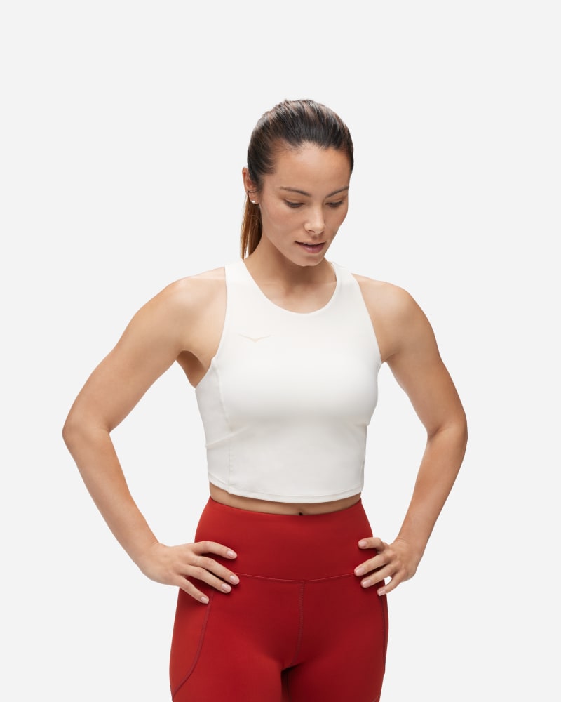 HOKA Women's Elaro Crop Bra in Eggnog, Size XL