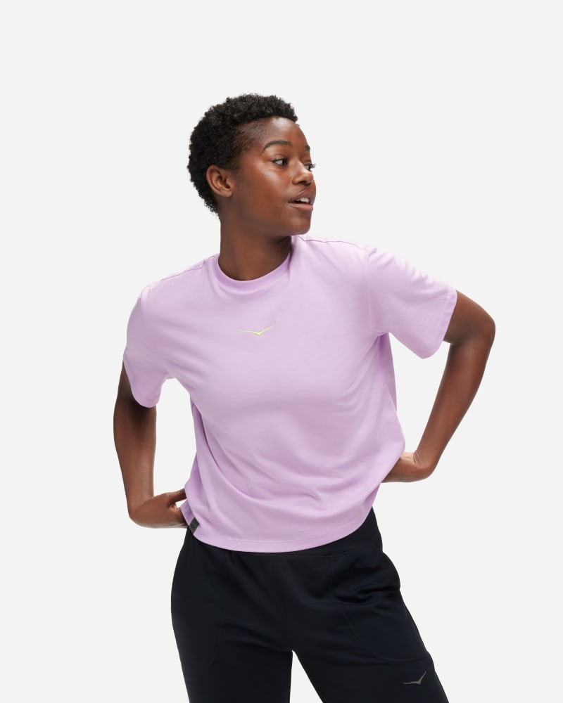 HOKA Women's Graphic SS T-Shirt in Violet Bloom, Size Large