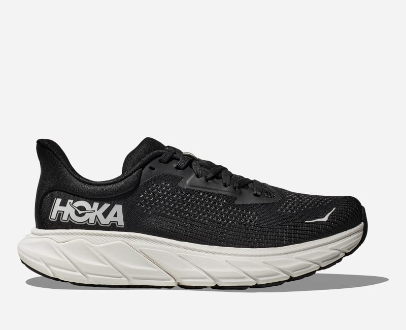 HOKA Arahi 7 løpesko i farger svart/hvit, størrelse: 46