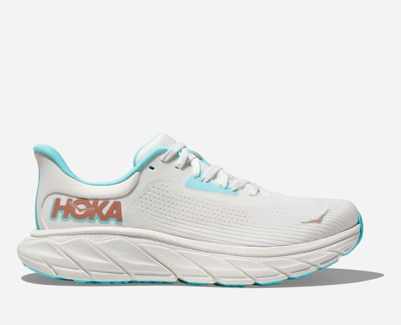 HOKA Arahi 7 løpesko i farger frost/rose gull, størrelse: 38