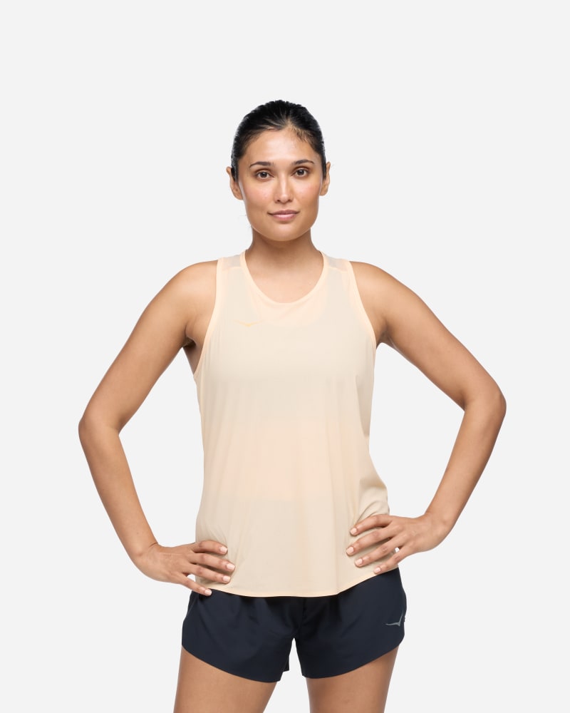 HOKA Women's Airolite Run Tank in Canteloupe, Size Medium