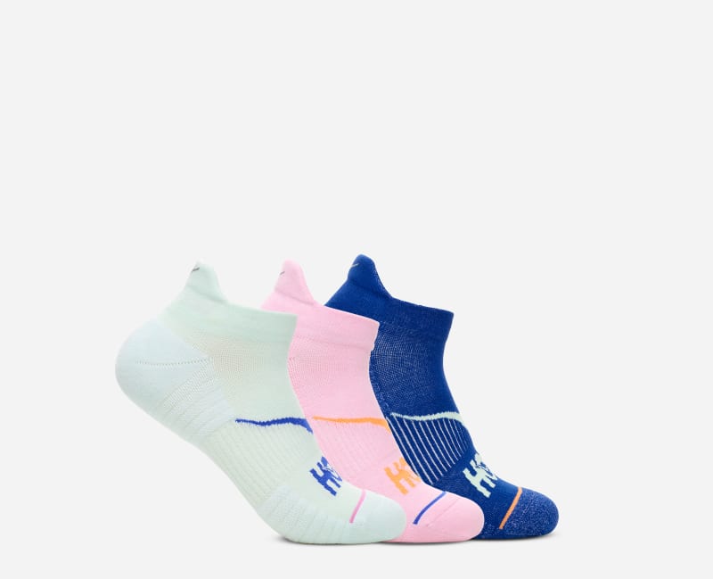 HOKA Lot de trois paires de chaussettes de running invisibles en Aqua Brze/Pink Twilight/Ultramarine Taille XL