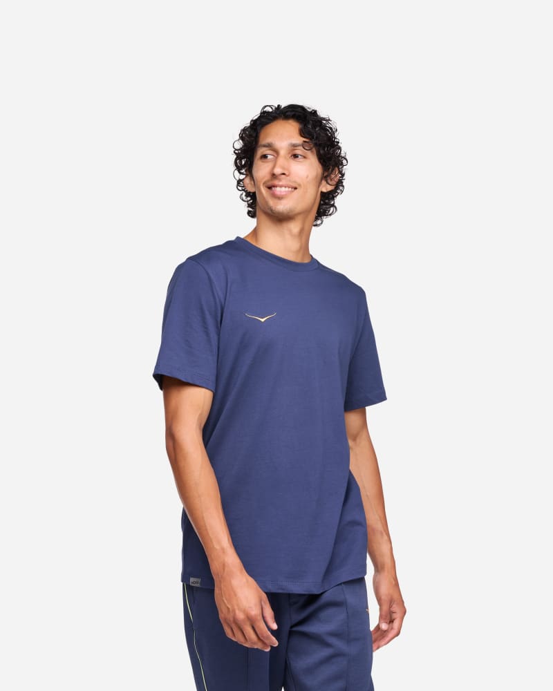 Team HOKA Men's Graphic T-Shirt in Varsity Navy, Size Medium