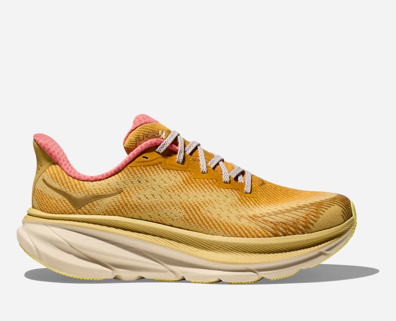 HOKA Stealth/Tech Clifton 9 GORE-TEX Schoenen in Varsity Yellow, maat 40 2/3 | Lifestyle