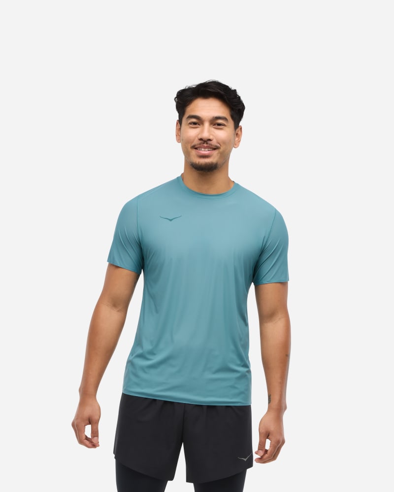 HOKA Maglia da running Airolite per Uomo in Mountain Fog Taglia M | T-Shirts