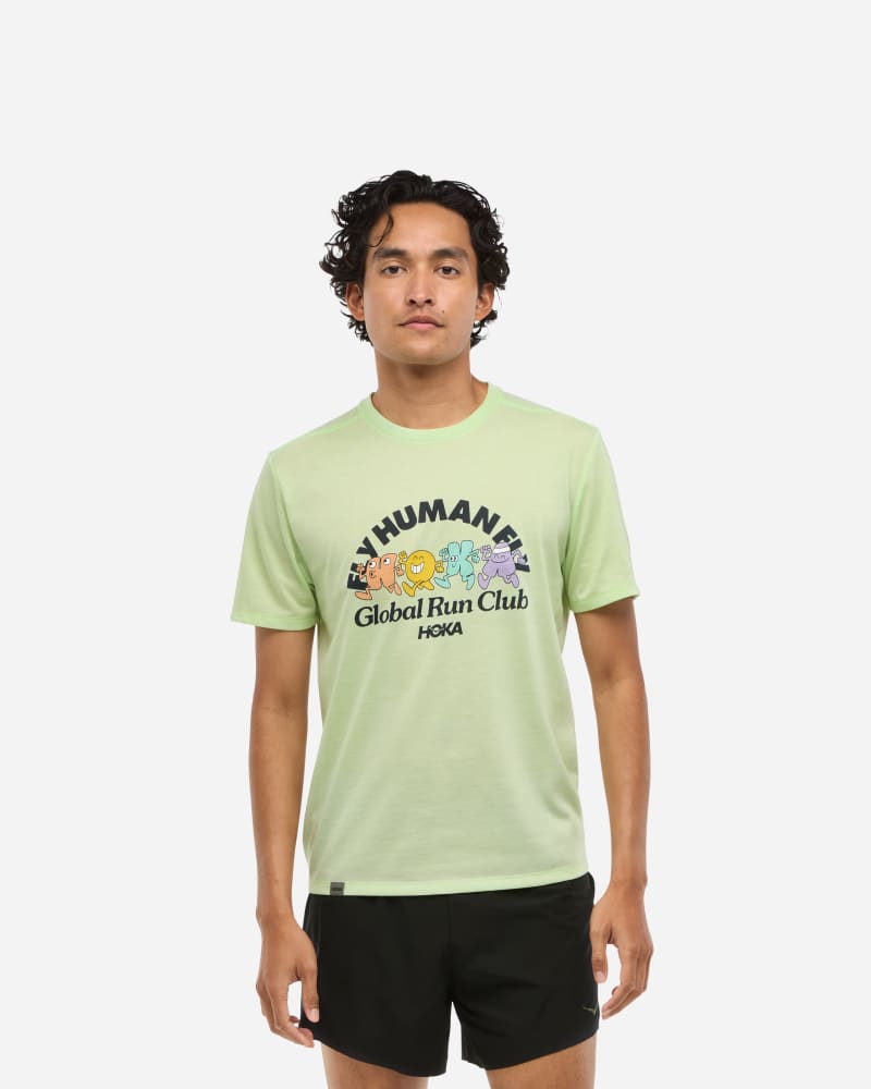 HOKA Glidetech-shirt met korte mouwen voor Heren in Global Run Day, maat M | Shirts Met Korte Mouwen