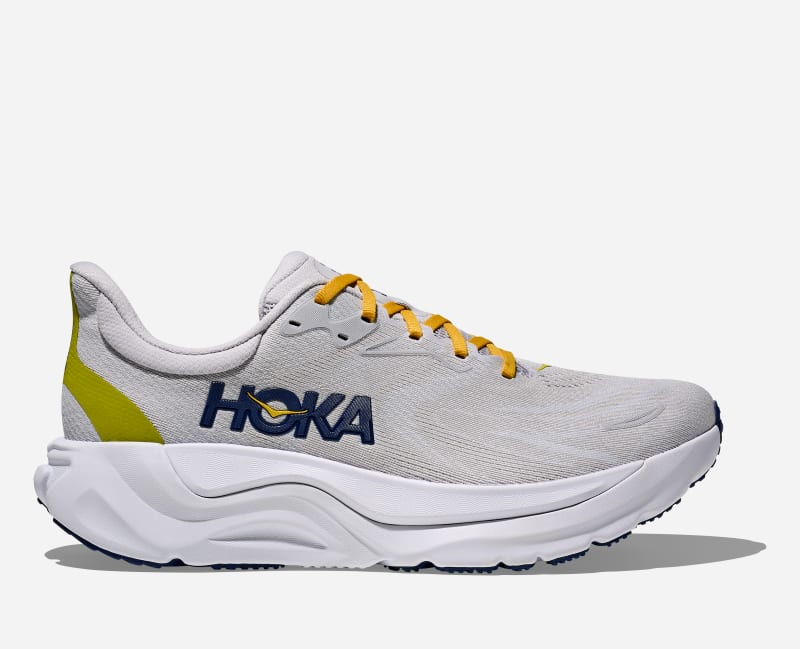 HOKA Men's Arahi 8 Road Running Shoes in Stardust/Cosmic Grey, Size 7 W