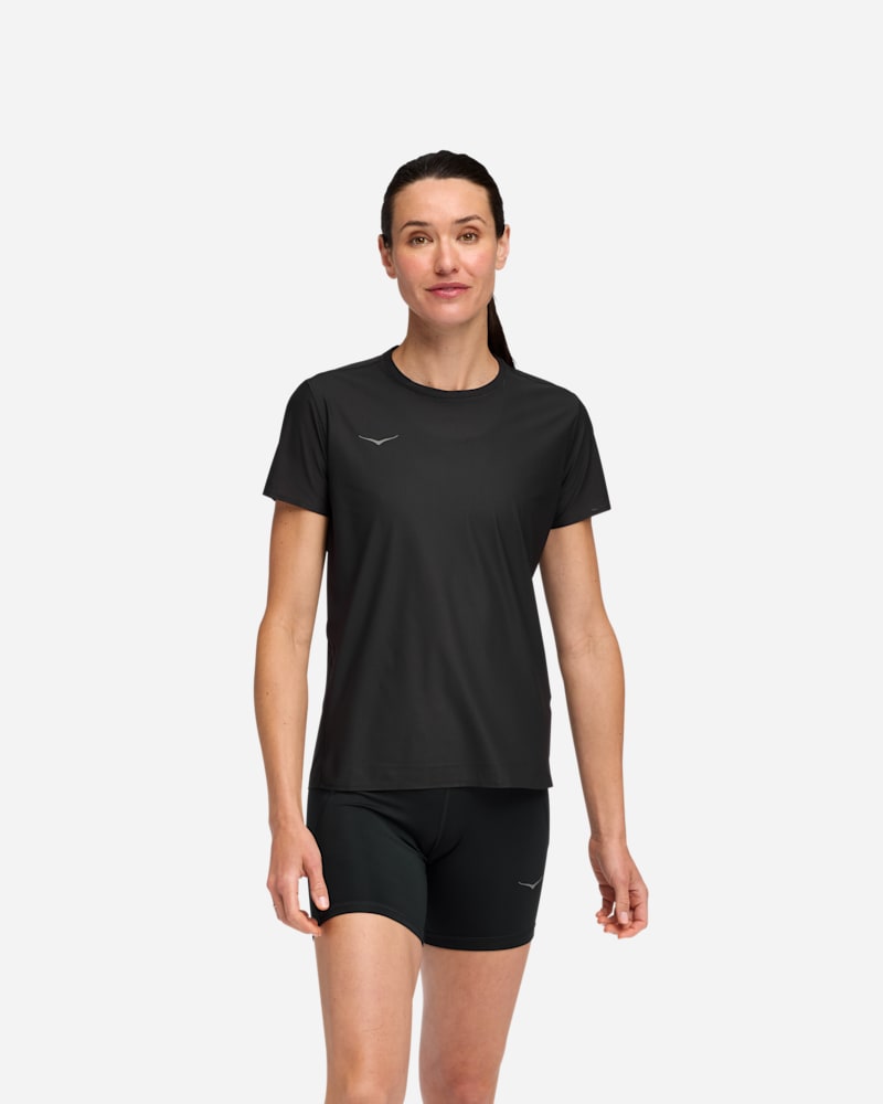 HOKA Haut à manches courtes Airolite 2.0 pour Femme en Black Taille L | T-Shirts À Manches Courtes