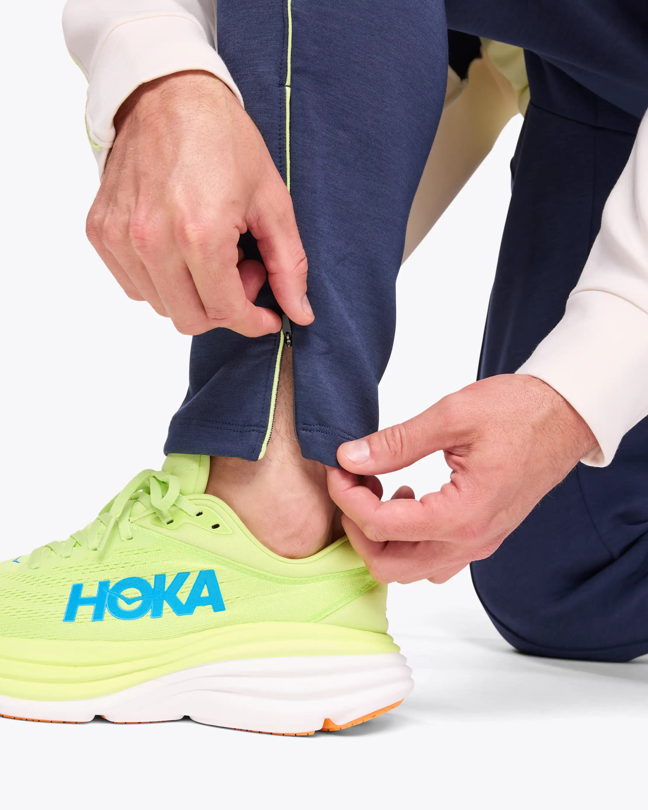 HOKA Kaitoro Knit Pant for Men | HOKA® MA