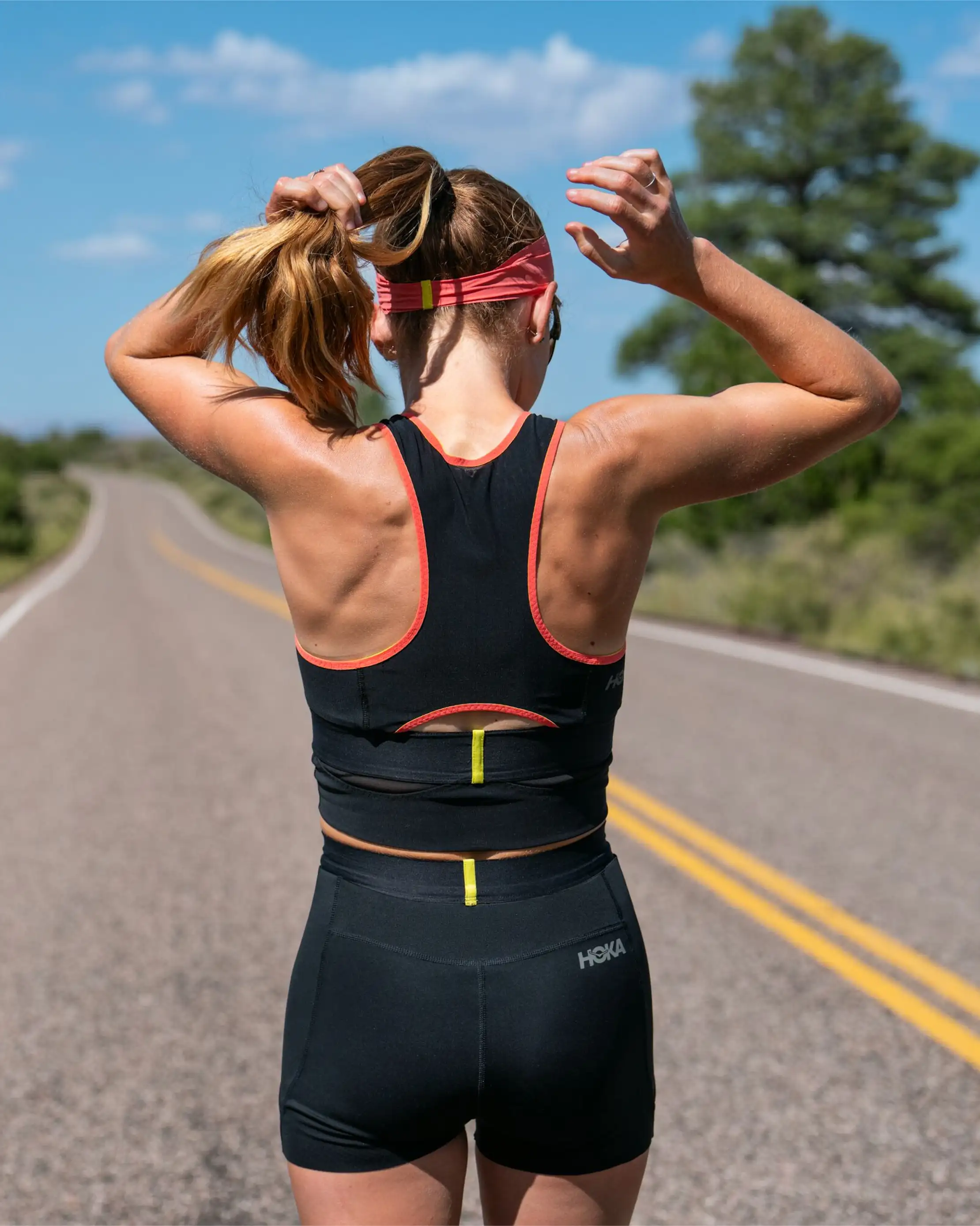 HOKA レース デイ ブラ　RACE DAY BRA XSサイズ HOKA ONE ONE® Race Day Bra for Women | HOKA ONE ONE®