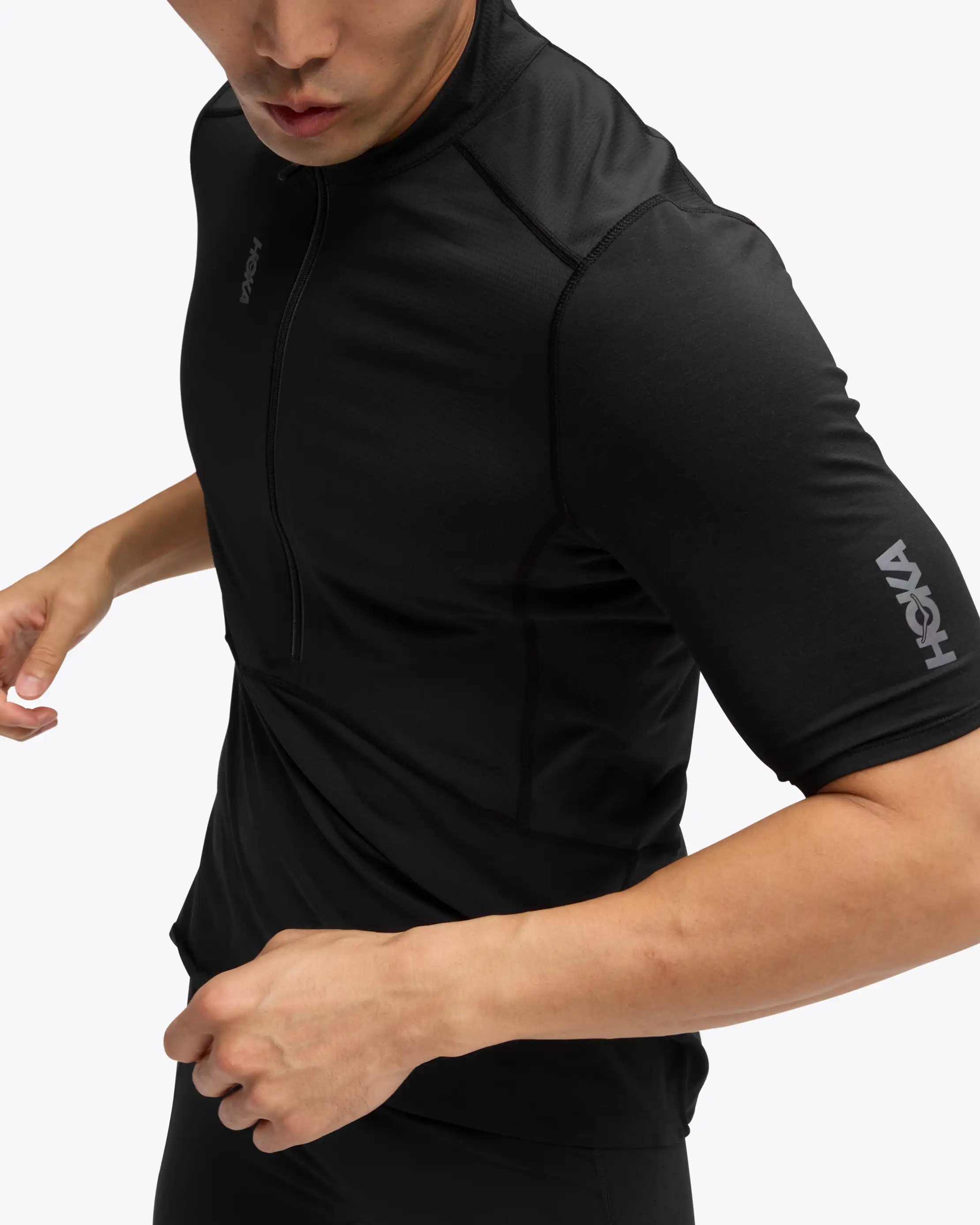 HOKA SkyBreeze Short Sleeve Zip for Men | HOKA® JE