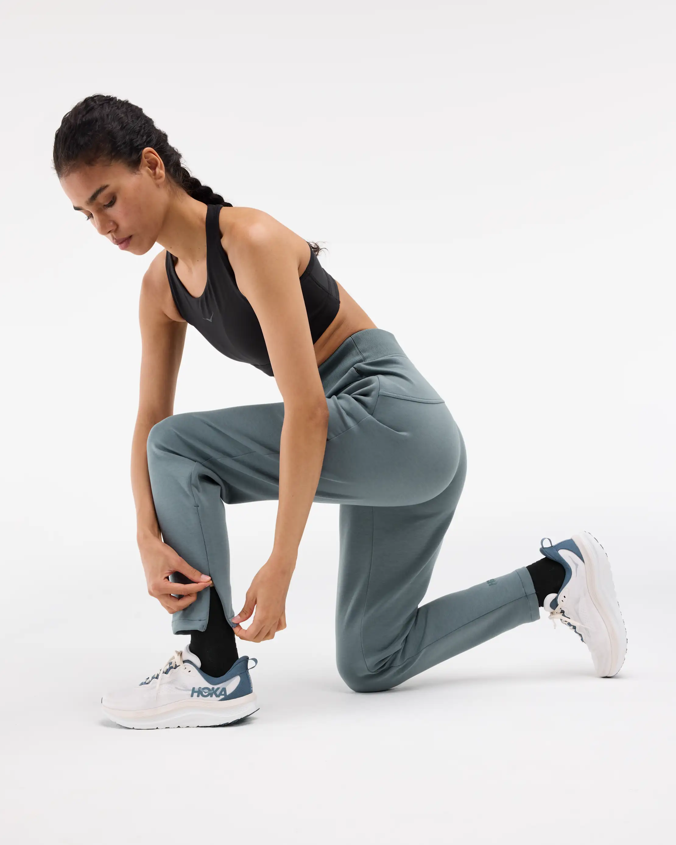 HOKA ONE ONE® Essential Recovery Pant for Women | HOKA ONE ONE®