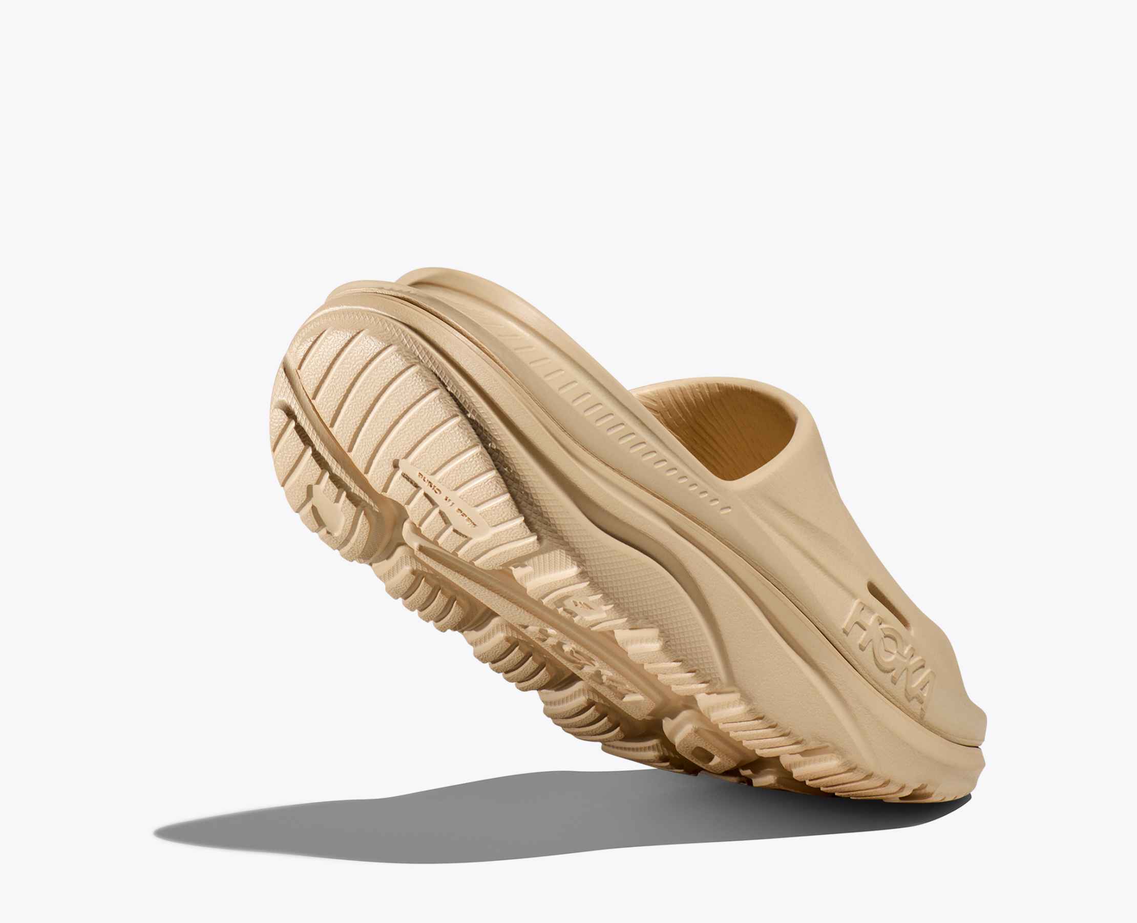 送料無料 百貨店 Ora HOKA® | 3 Sandal Slide Recovery 靴