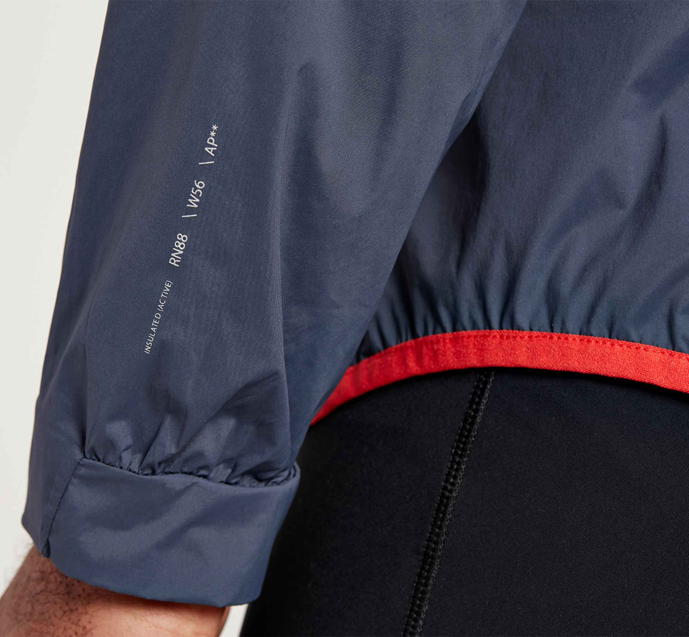 HOKA ONE ONE ✨ウィンドレジスタンス ジャケット 　M HOKA ONE ONE® Hybrid Run Jacket for Men | HOKA ONE ONE®