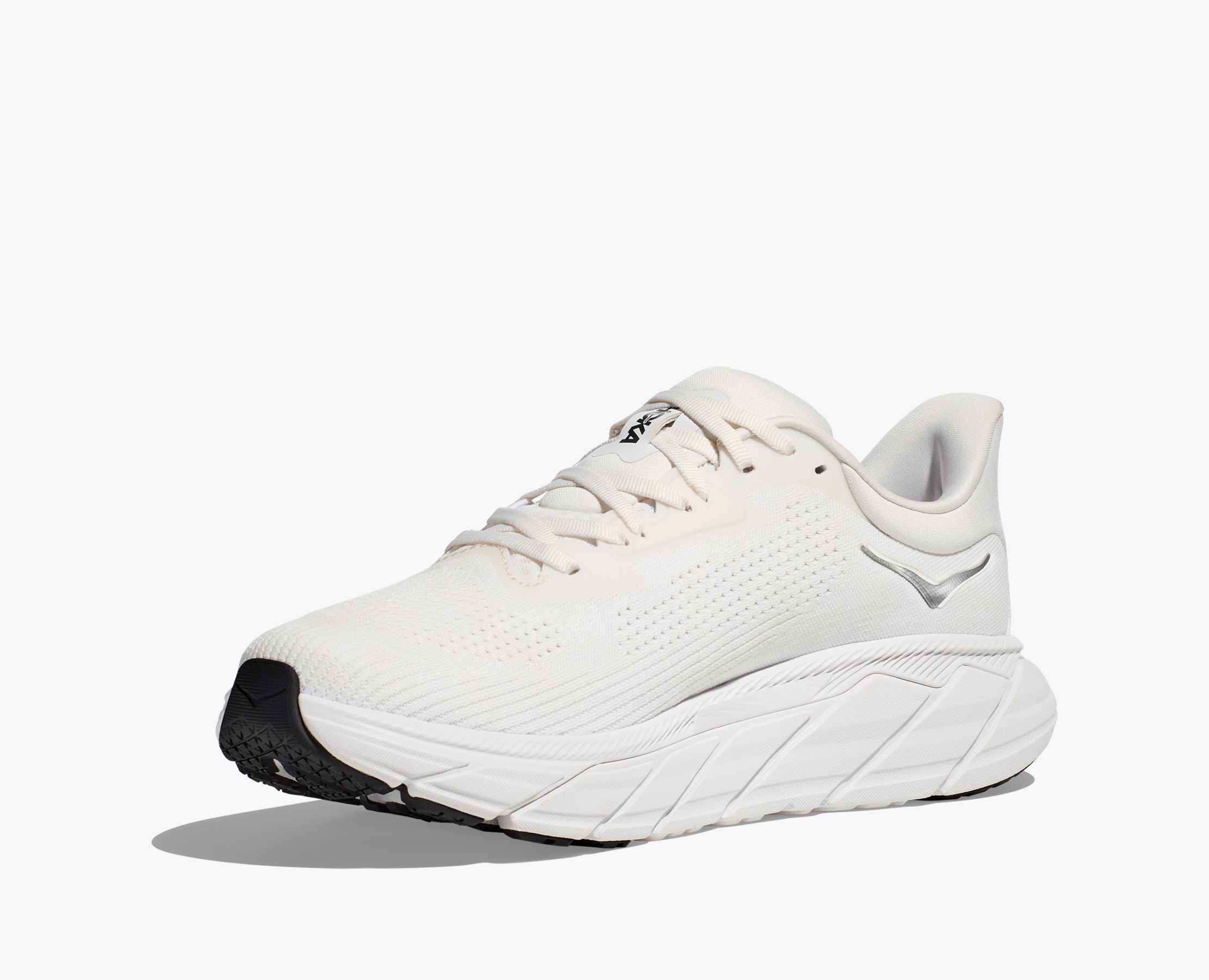HOKA アラヒ7 ARAHI 7