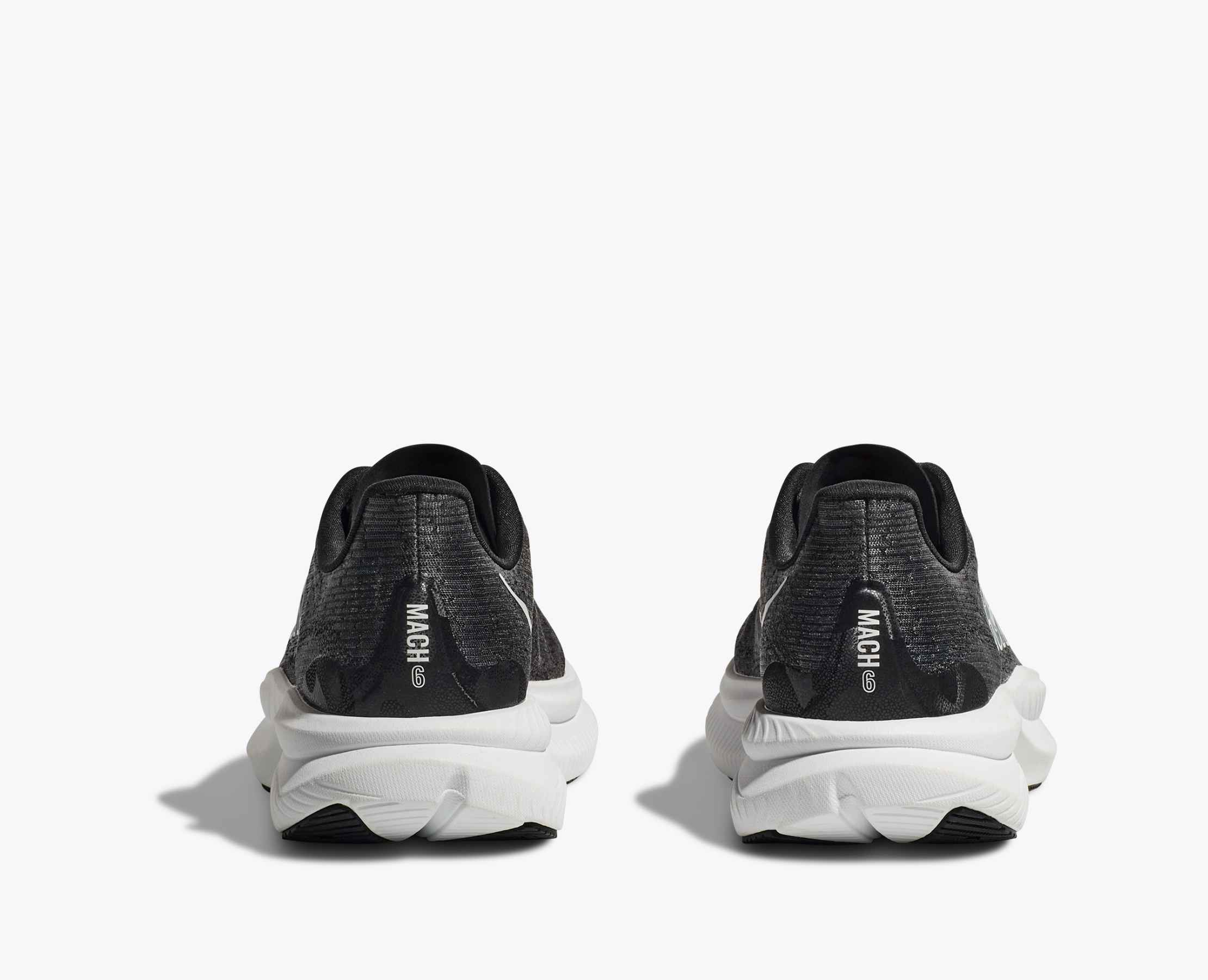 シューマッハ6個 HOKA MACH 6 WHITE/NIMBUS CLOUD - MENS - Lamey Wellehan Shoes