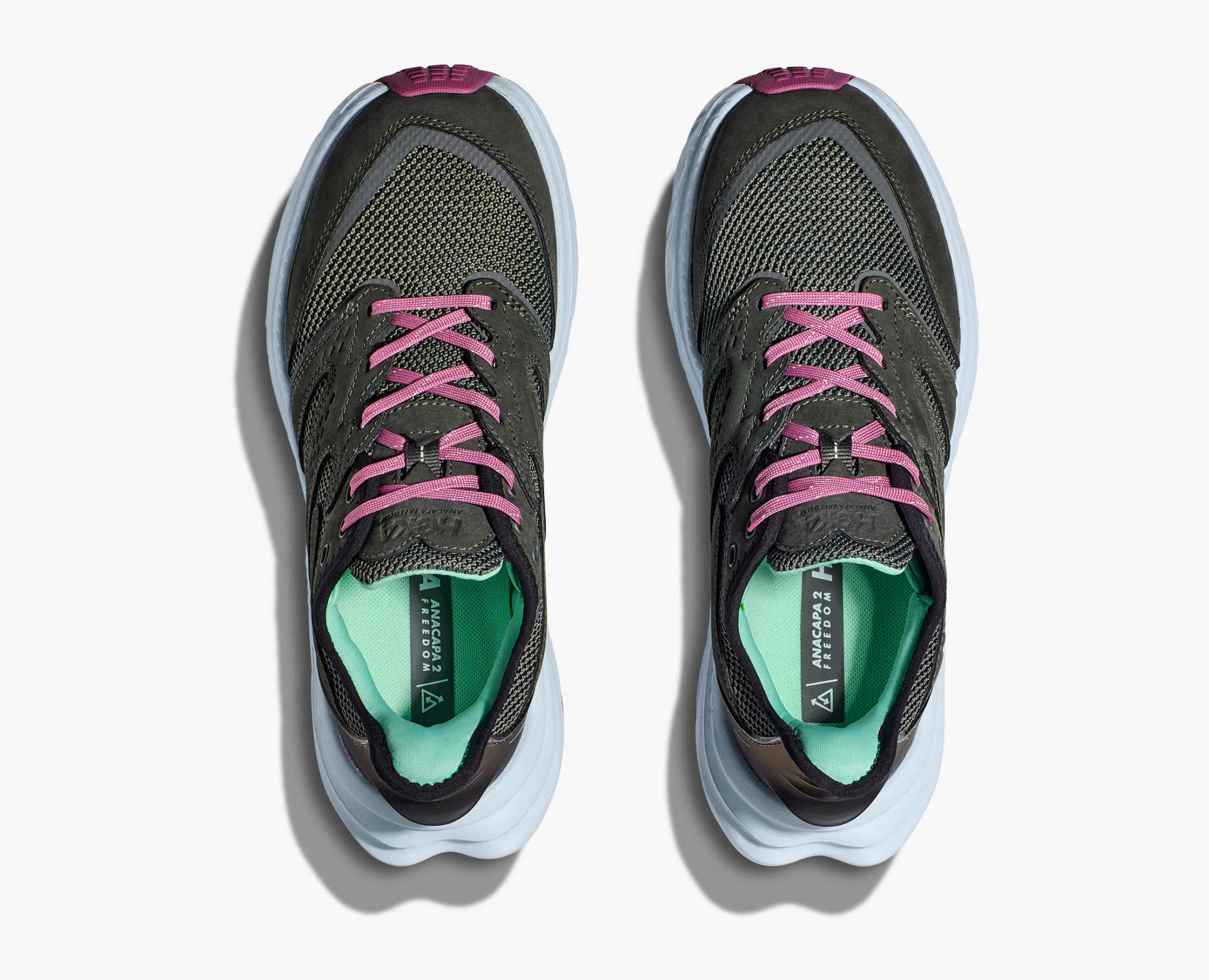 ほぼ新品です　ANABAS AA-002 Amazon.com | adidas Alphaboost V2 Shoes | Road Running
