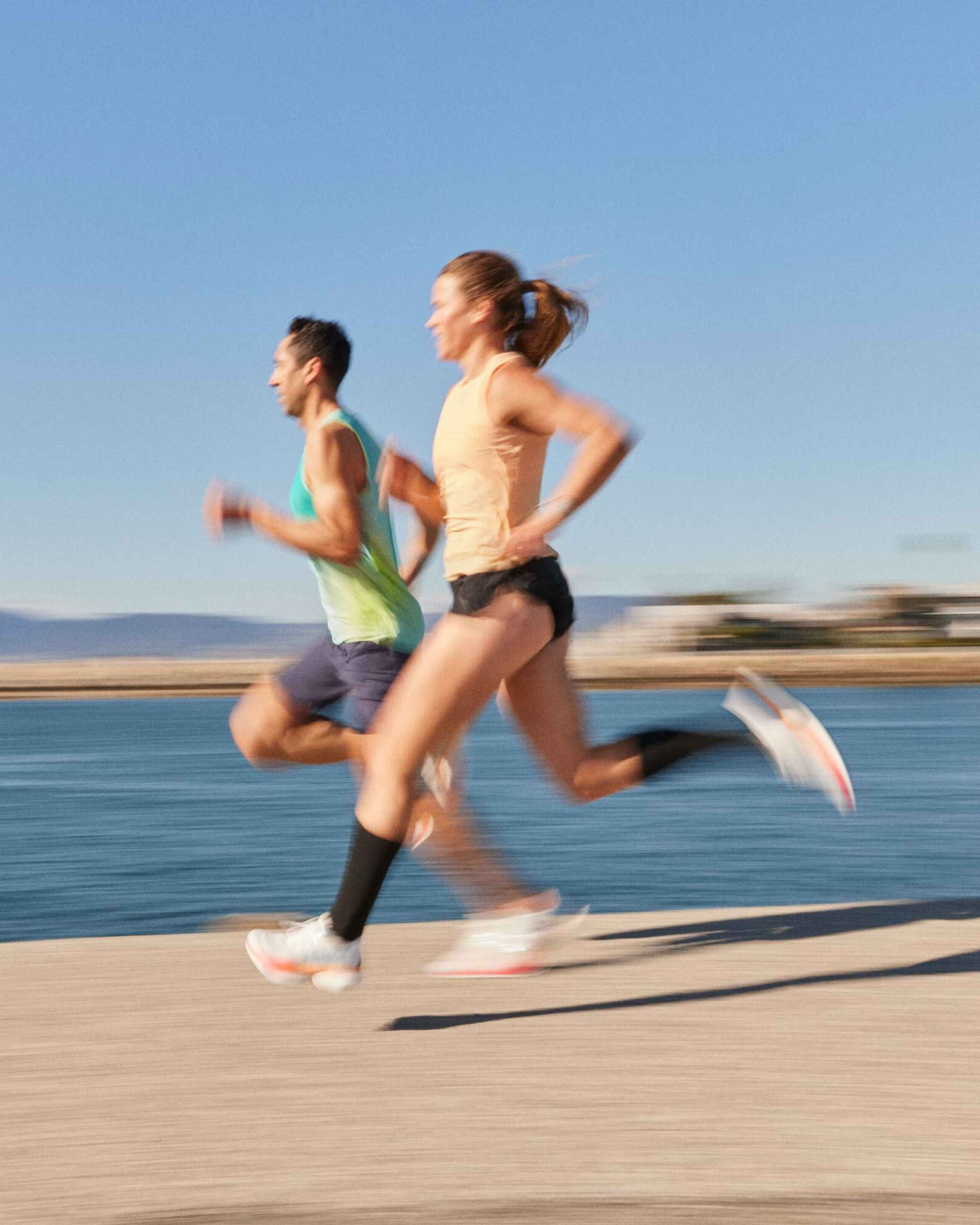 HOKA ONE ONE® Airolite Run Tank for Men | HOKA ONE ONE®