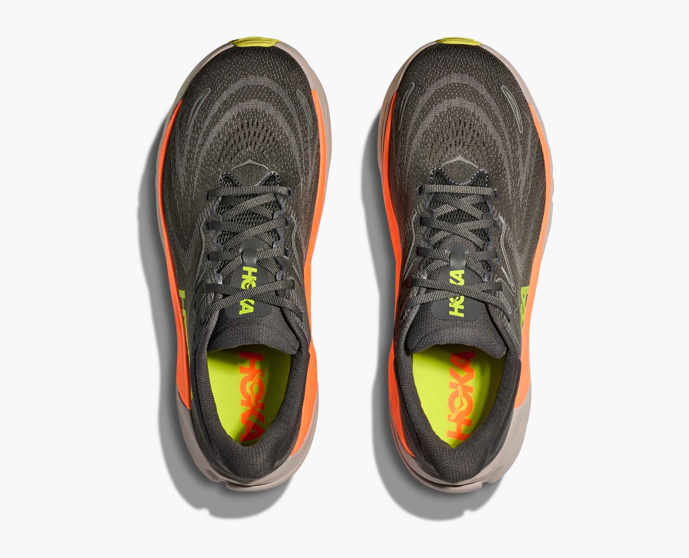 スパイク・シューズ HOKA M ARAHI 8 WIDE/2E 27.0 HOKA Men's Arahi 8 Wide Black/White