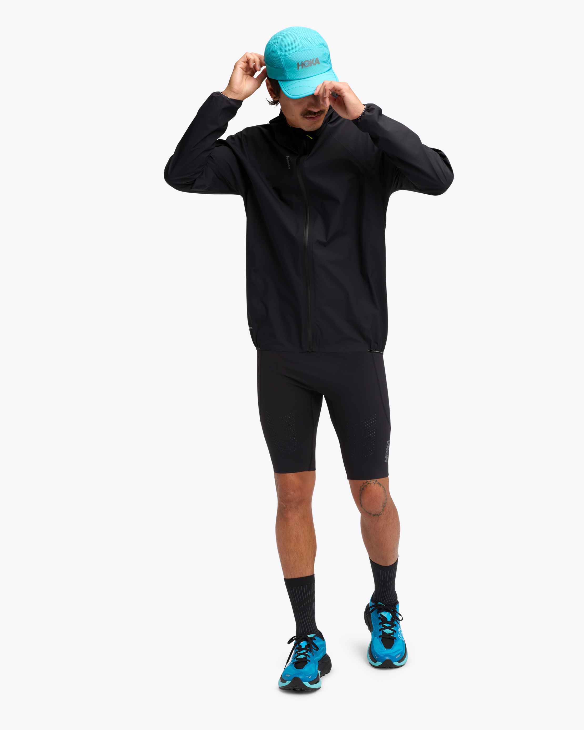 シャンべ HOKA SkyBreeze Waterproof Jacket GORE-TEX for Men | HOKA® TN