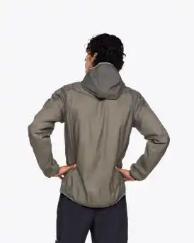 HOKA Skyflow Jacket for Men | HOKA® FI