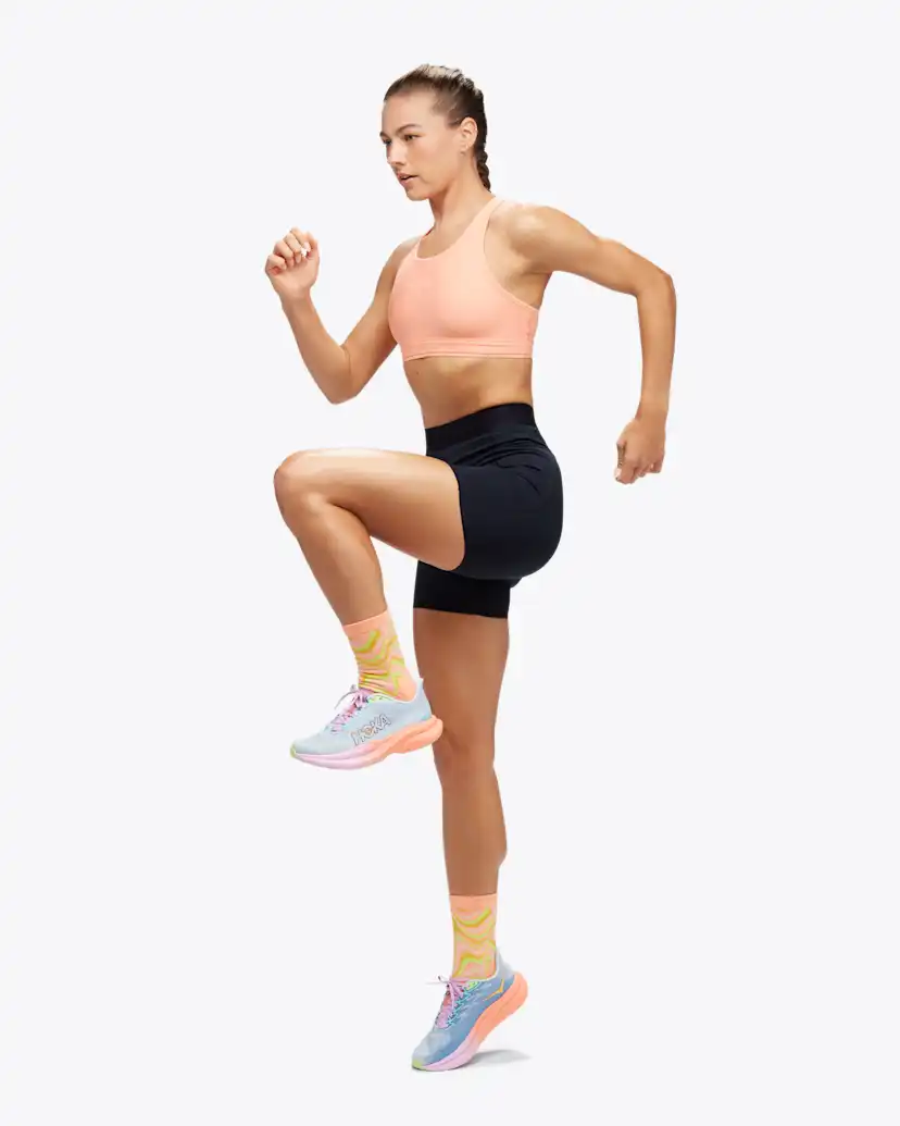 Женские брюки Hoka Novafly 6'' Knit Short — фото 3