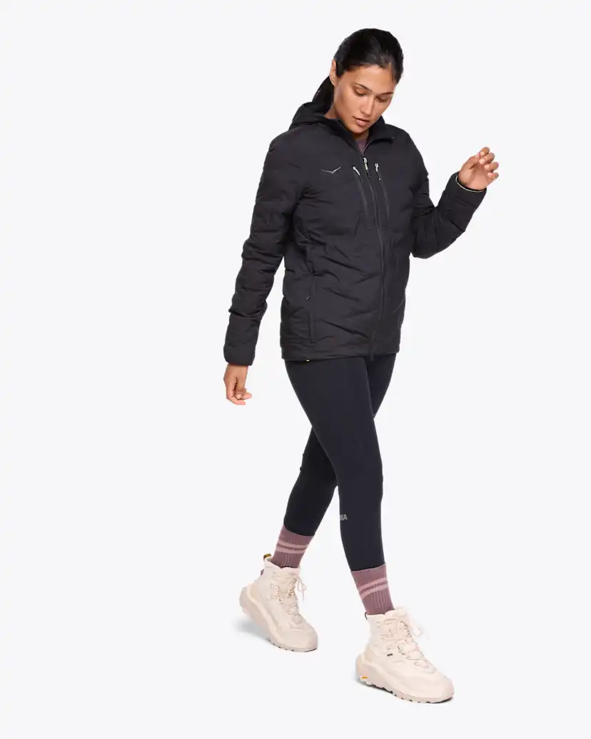 Женские куртки Hoka Skyfill Outdoor Jacket — фото 3