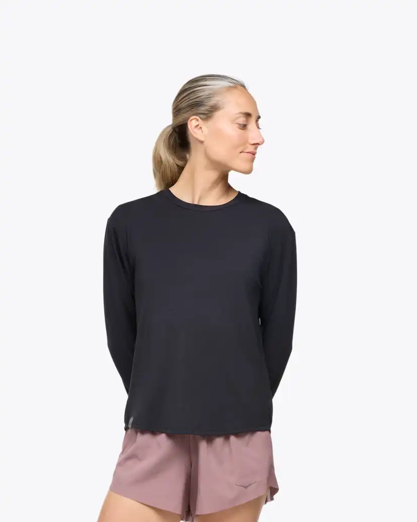 Женские футболки Hoka Essential LS Tee