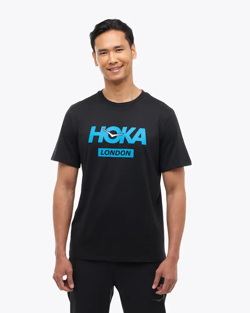 HOKA ストライプデザインTシャツ Tops | HOKA® | United Kingdom