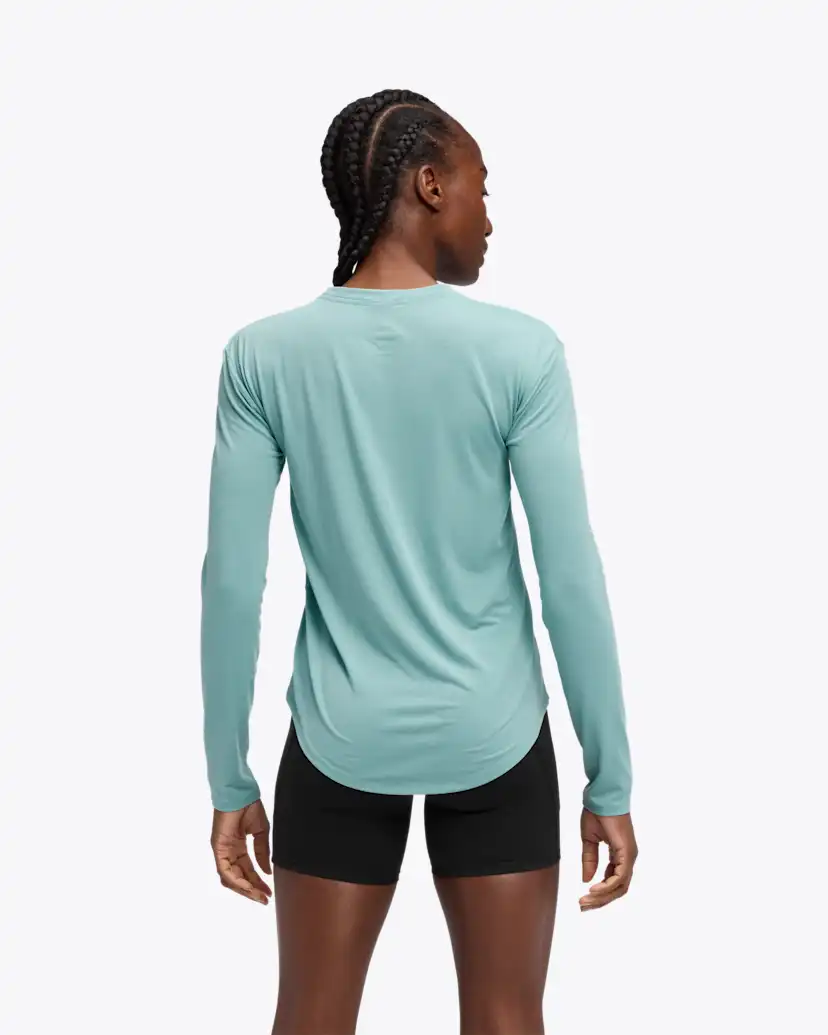 Женские футболки Hoka Essential LS Tee — фото 2