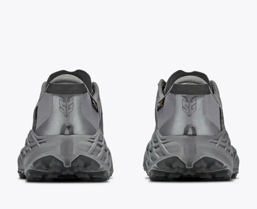 Мужские кроссовки Hoka Speedgoat 7 GTX, цвет: Asteroid / Серый — фото 5