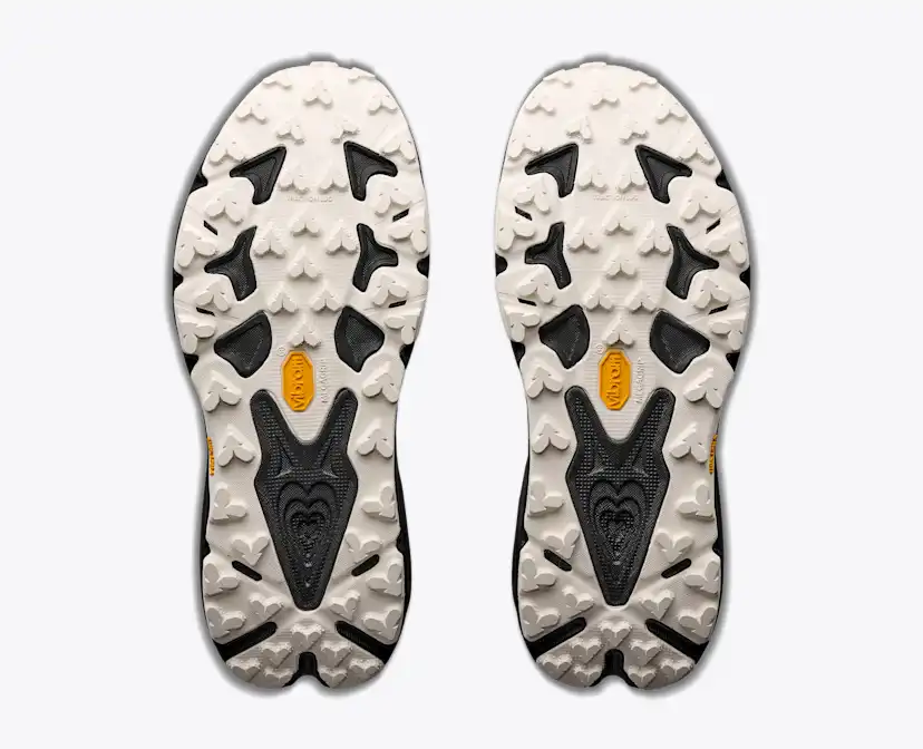 Женские кроссовки Hoka Speedgoat 7 Hike GTX, цвет: Чёрный / Алебастровый — фото 7