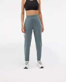 HOKA ONE ONE® Essential Recovery Pant for Women | HOKA ONE ONE®