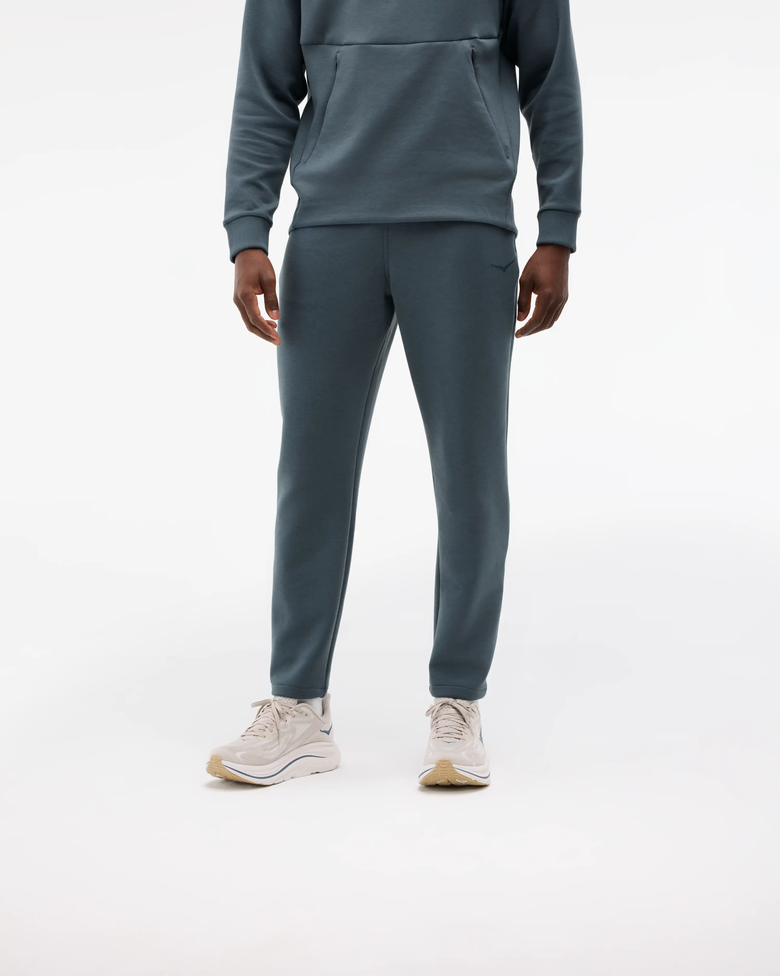 HOKA トレーニングパンツ グレー HOKA ONE ONE® Essential Recovery Pant for Men | HOKA ONE ONE®