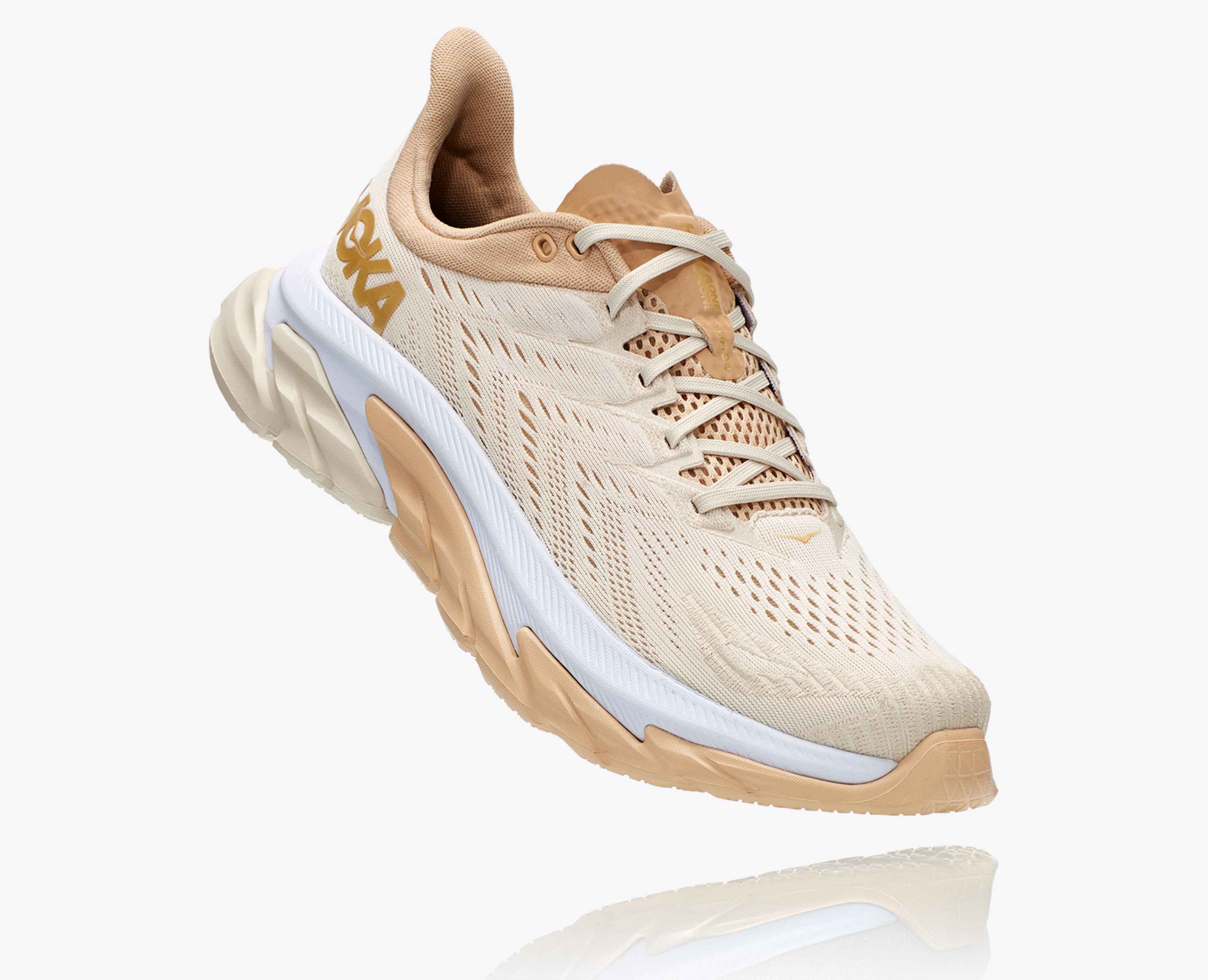最適な価格 Clifton Edge Responsive Shoe | HOKA® シューズ