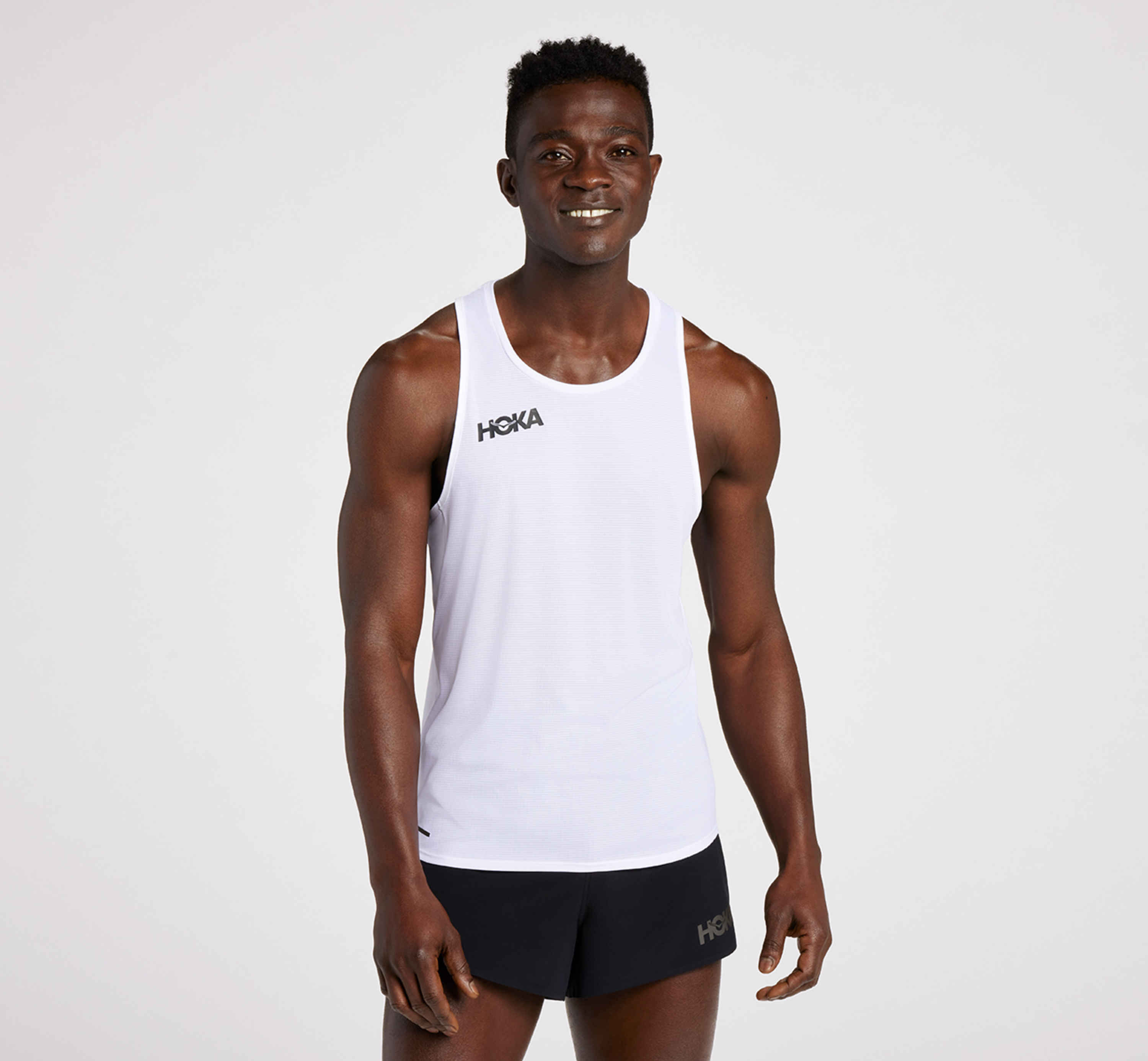 HOKA® MEN'S SINGLET 1123723-PYRR_front.jpg?s=2dca2af7