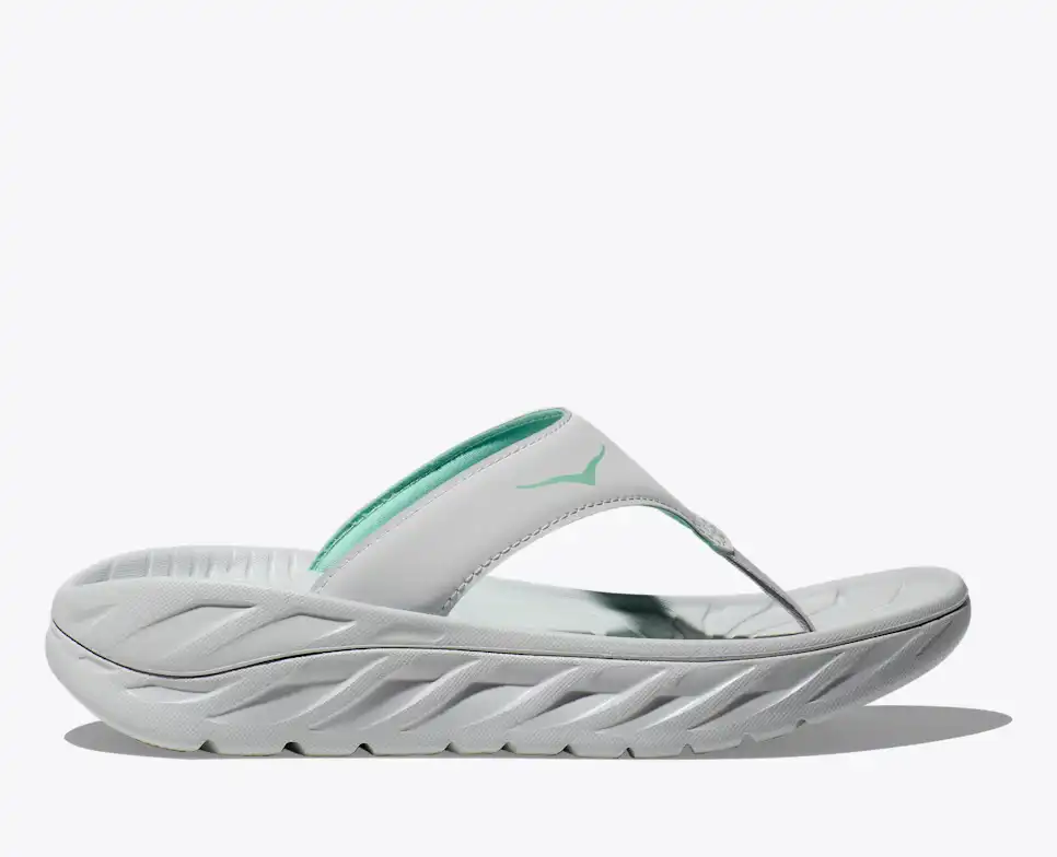 HOKA ORA recovery flip バニラ×ルナロック W7 Women's Ora Flip Flop Recovery Sandal | HOKA®