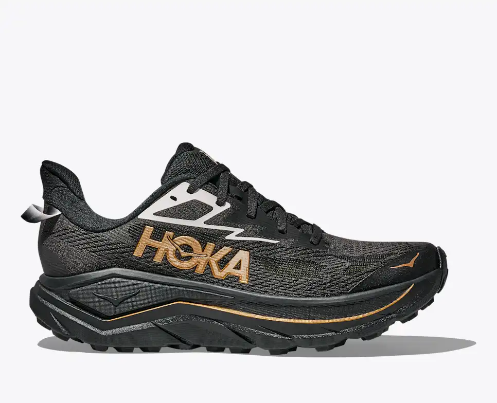 Hoka Challenger 8